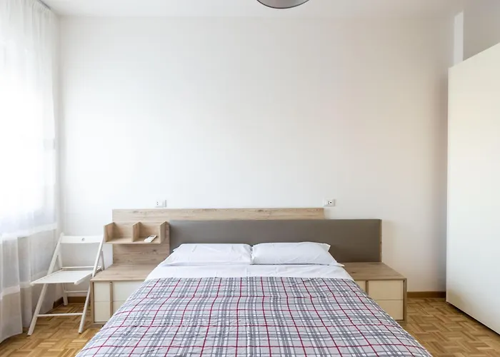 Navile, By Short Holidays بولونيا